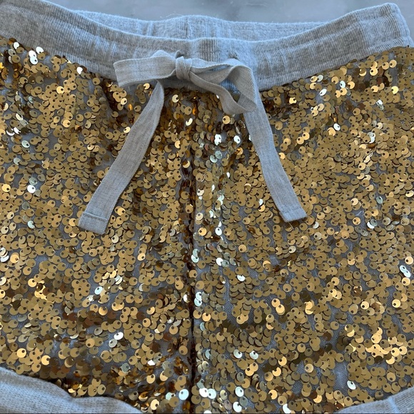 Peter Alexander girls gold sequin soft gray shorts. 12 - Picture 6 of 7